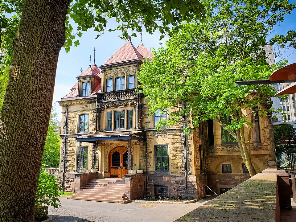 McGill University campus in Montreal – photo for Oxford University Press book launch “Let’s Agree on Poland”
